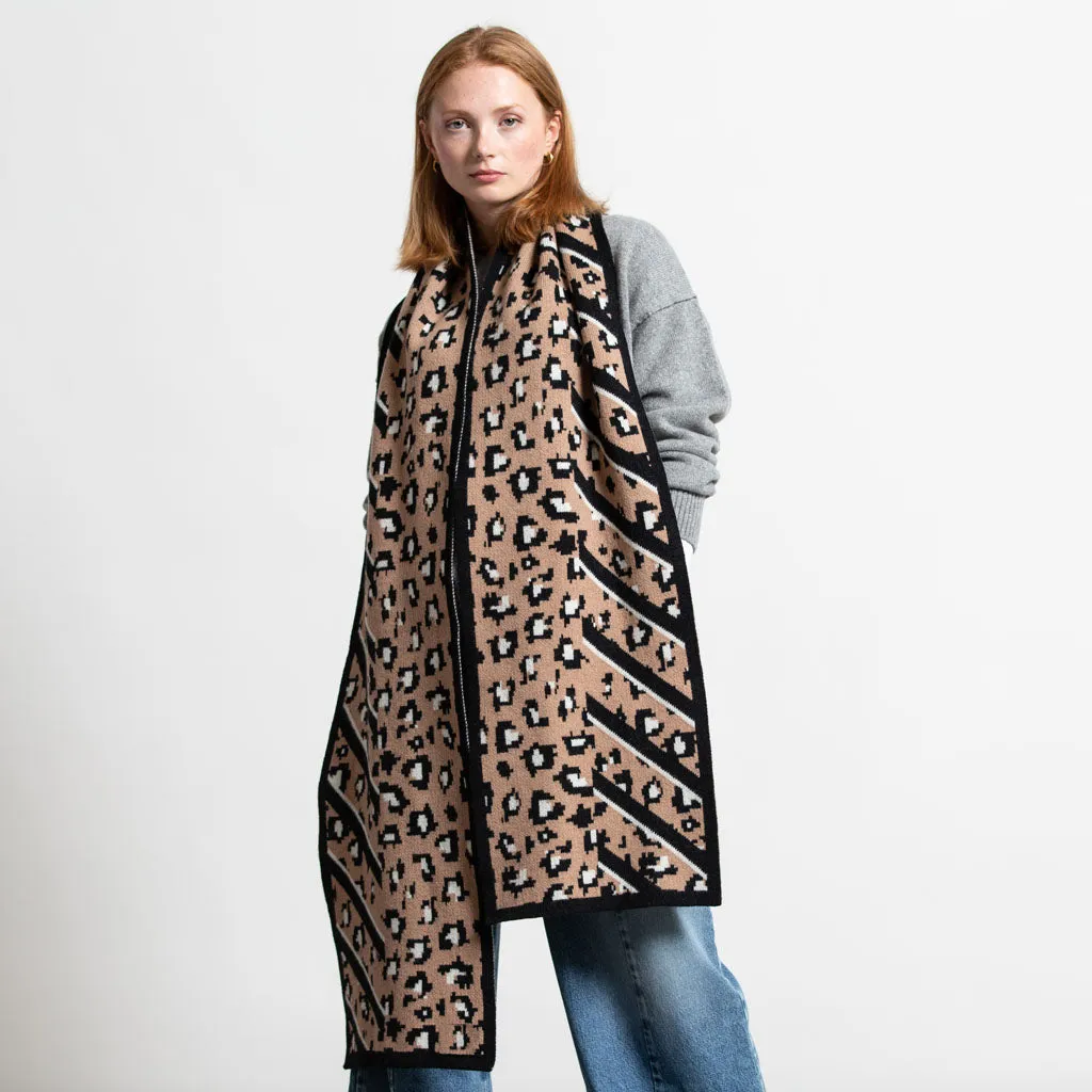 BIG CAT BLANKET SCARF CAMEL BLACK