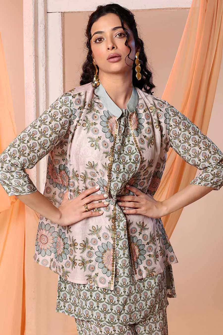 Green Earaya Printed Tunic Set With Embellished Jacket