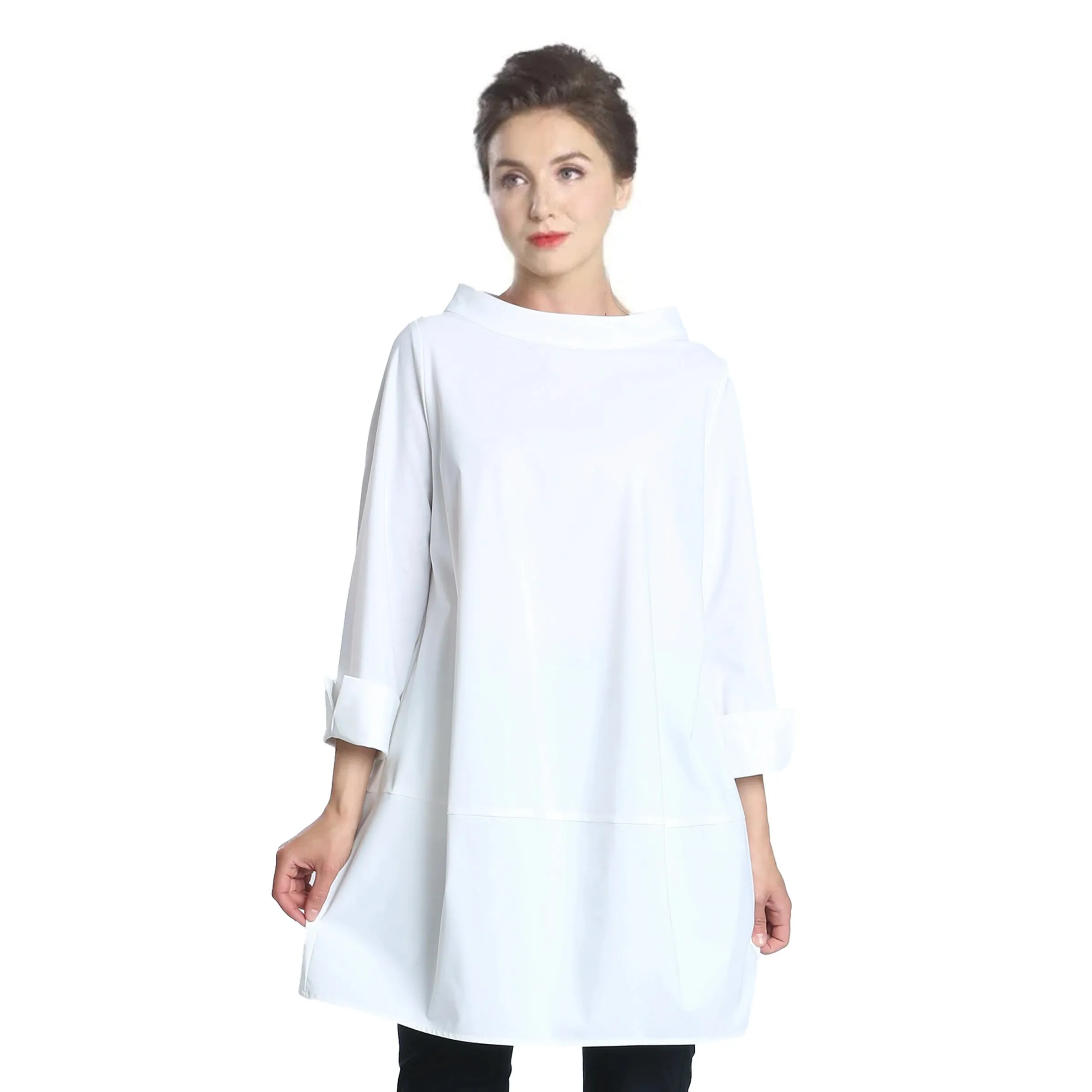 IC Collection Bateau-Neck Pocket Tunic in White - 3226T-WT