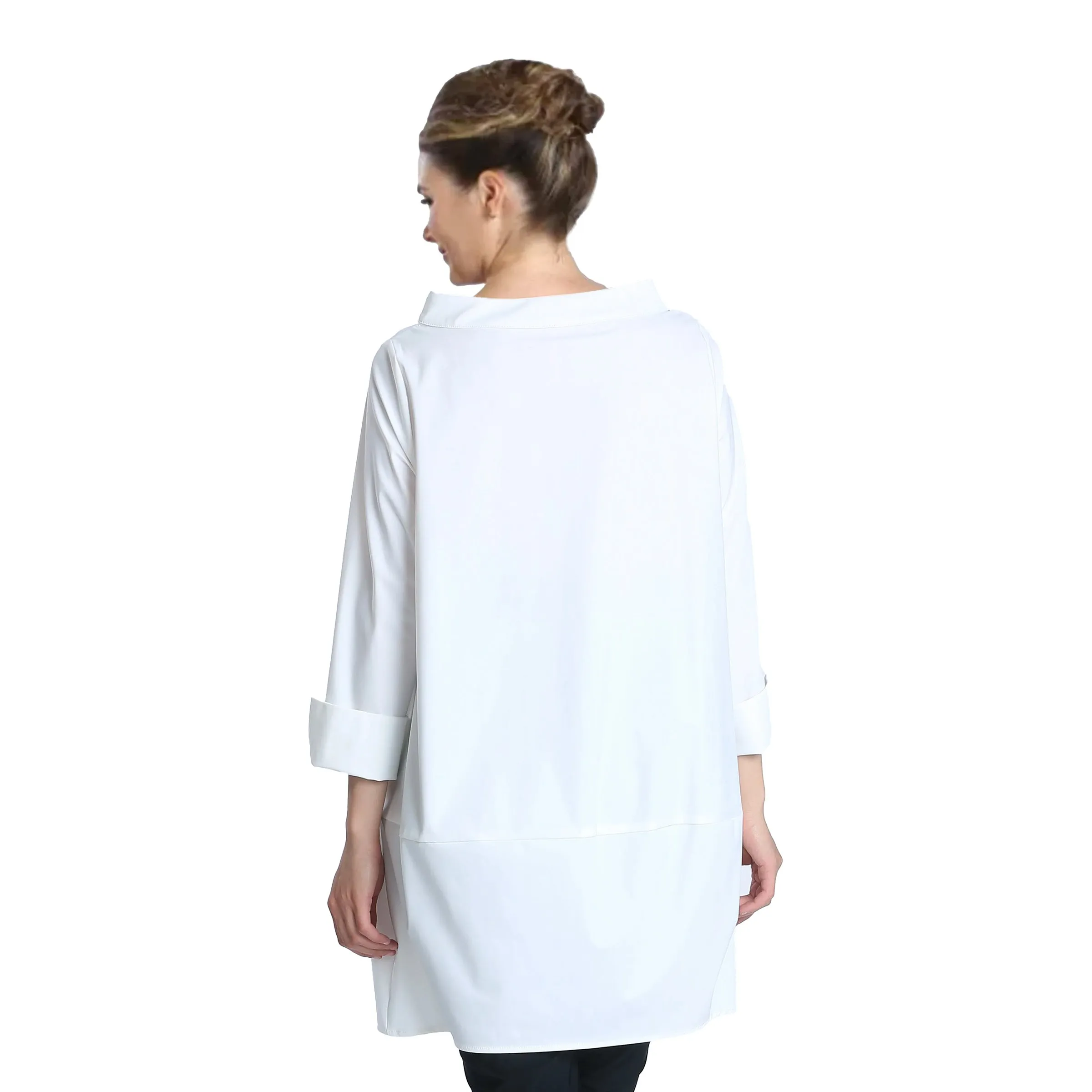 IC Collection Bateau-Neck Pocket Tunic in White - 3226T-WT