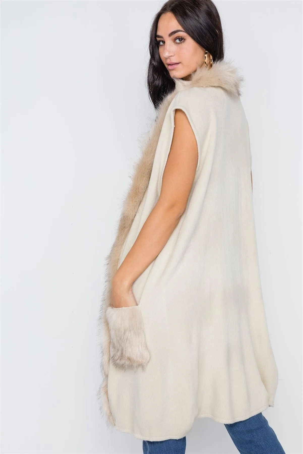 Ivory Soft Knit Shawl Collar Faux Fur Pockets Vest