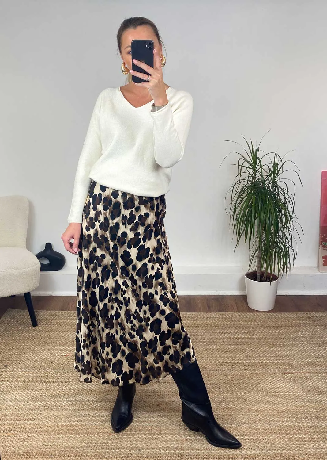 Kyra Silk Leopard Skirt in Brown