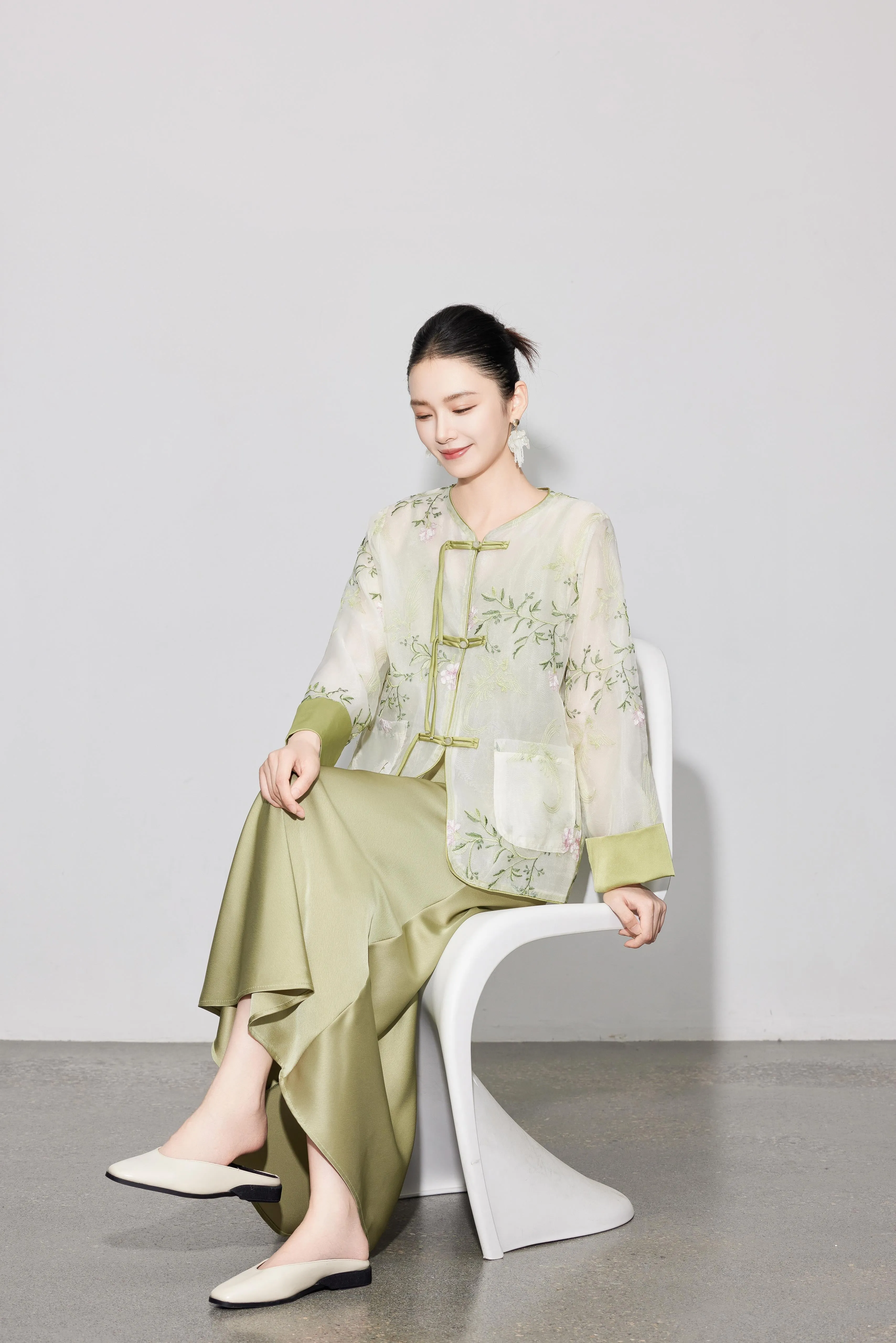 Zen Organza Embroidered Orient Jacket